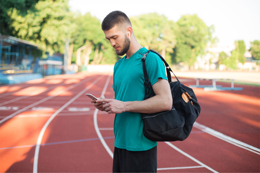 A college athlete orders his medication through TelyRx.