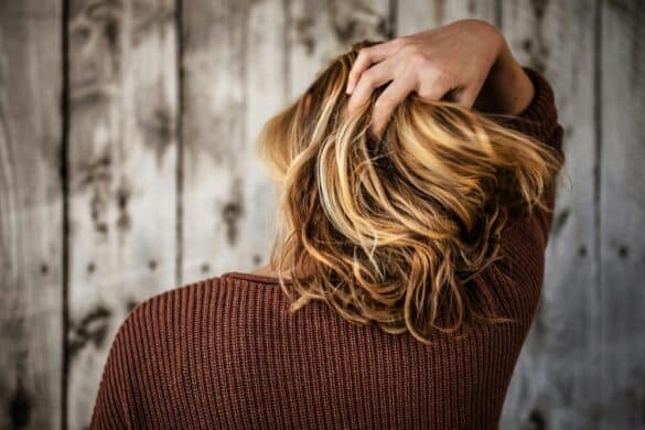 Body Lice vs. Head Lice: Differences, Symptoms, and Treatments